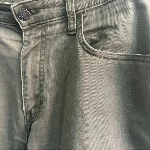 GUC Docker’s olive green jeans Straight leg 34/34 but the length runs 32” - Picture 3 of 8